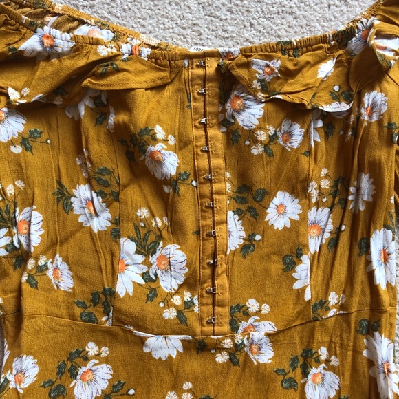 Forever 21 Golden Yellow Floral Off Shoulder Dress - Picture 3 of 10